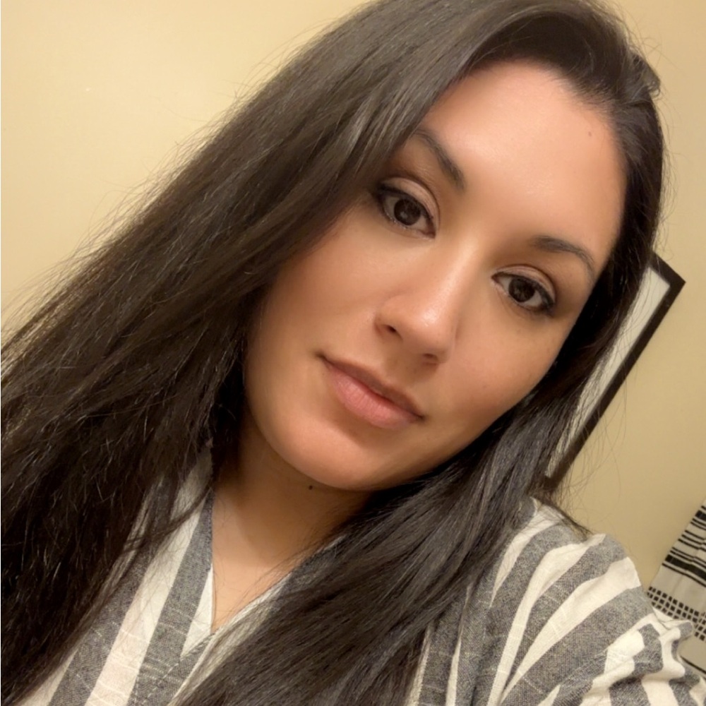 Meet your Posher, Melissa